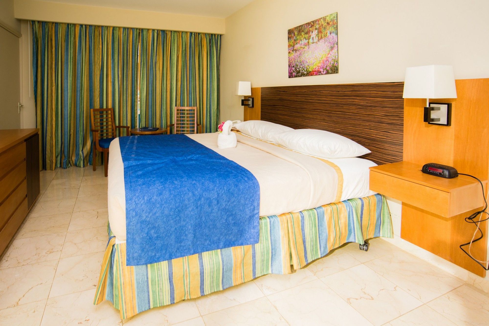 Courtyard By Marriott Aruba Resort Palm Beach Bagian luar foto